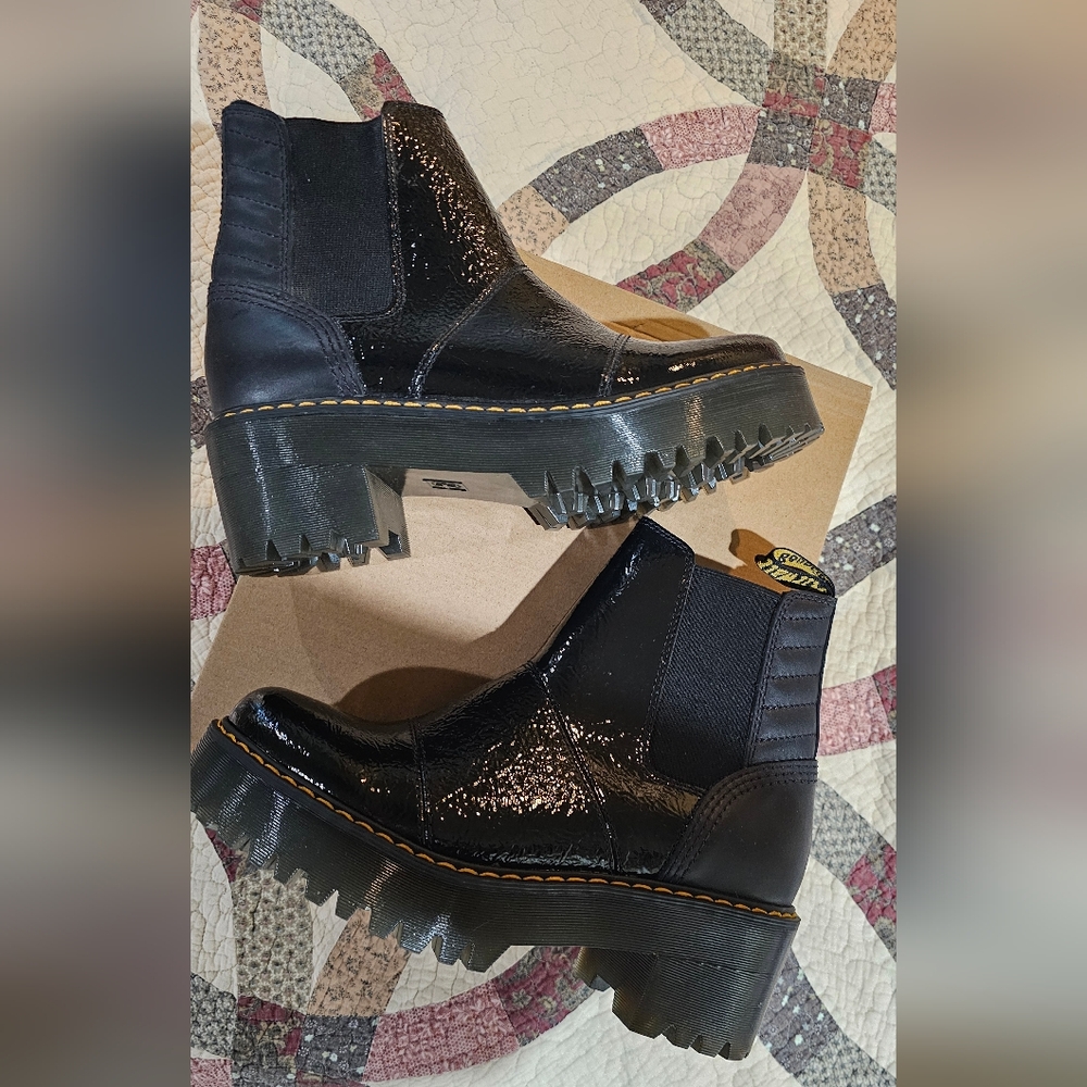 🖤Dr. Martens Rozalie Platform Boots🖤